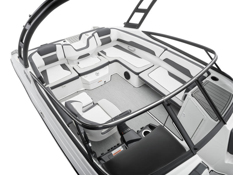 082B3273-5633-4984-B0EE-AB334B66670E