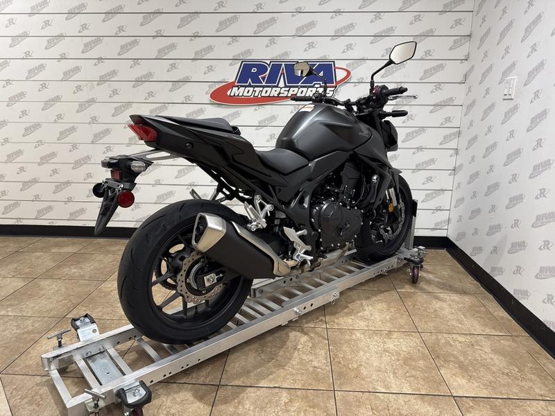 089E1F73-8974-4108-80A9-7D3B430FF251