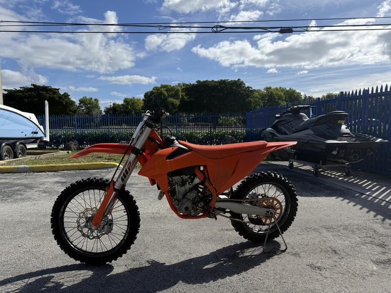 096499A3-8EB1-4A91-B360-3FD977451A9D