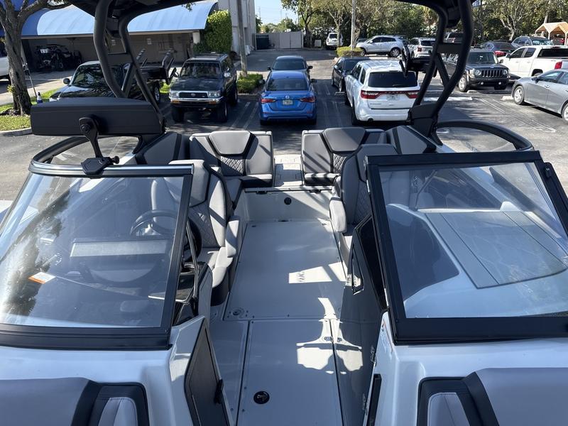 09B1CF5E-A9CD-4482-A0B8-DEA9566C0035