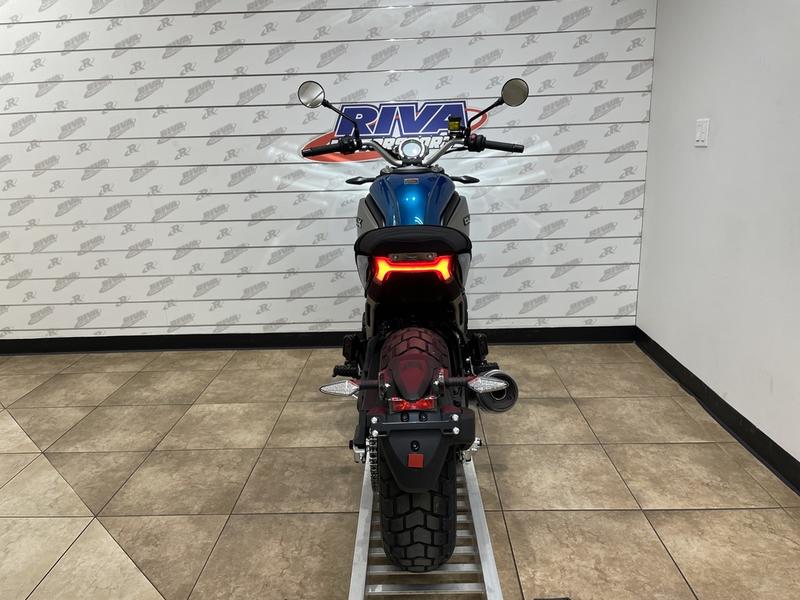 0A1DF29B-FD5E-4A49-B474-3C5065304834