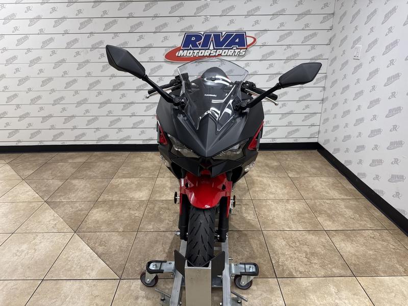 0BE99569-A3A4-485E-9AFB-9C2C495330AE