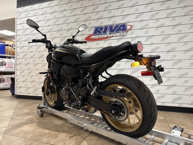 12056808-66B6-45CD-B25E-AA9DD50C74C0