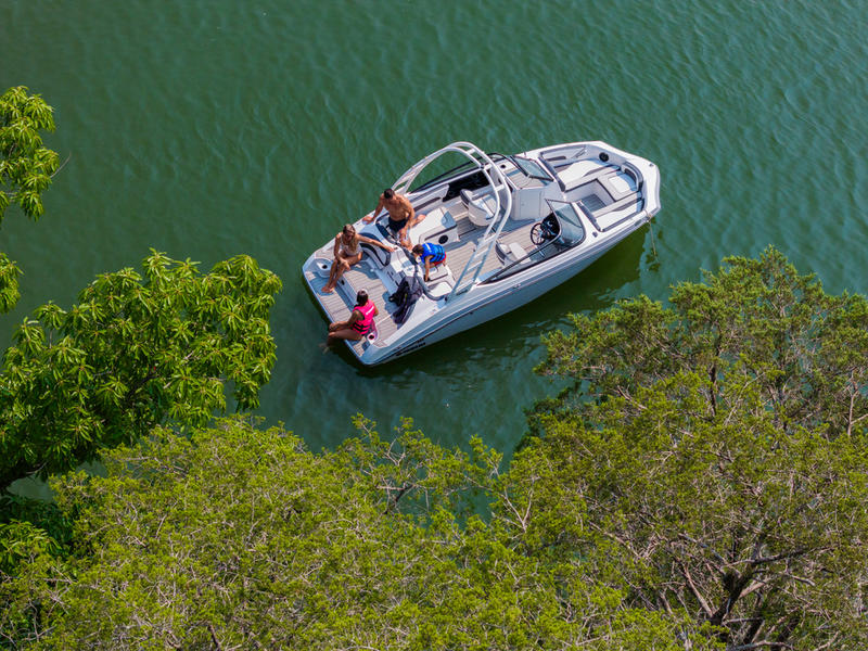 13616EFF-2F63-41E8-BF2B-2DD4AFA71C65