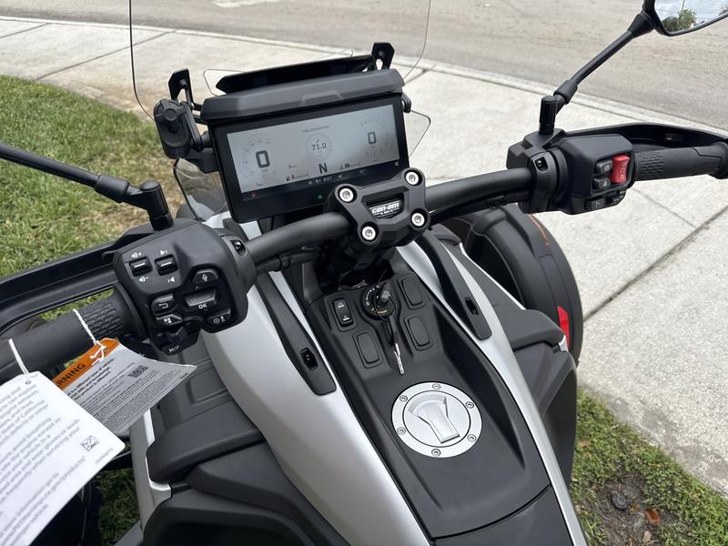 1383B57A-1C02-41A0-82F2-ECAA92D58869