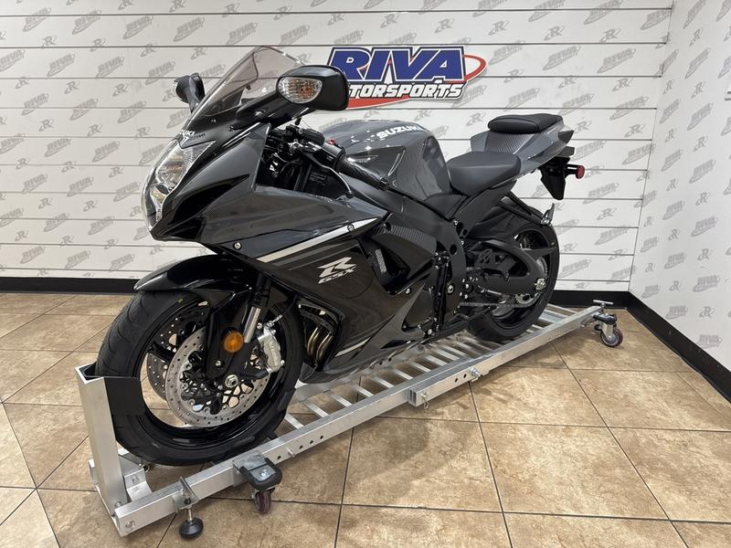 1616A441-CA8D-4EF1-9937-C026683E2DDD