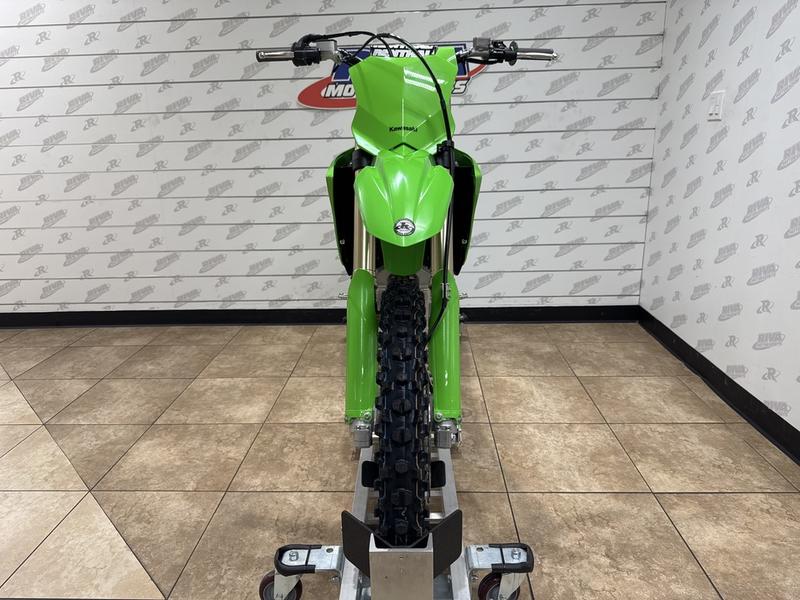 1C2FE332-C6A4-40B9-AD3F-5EE488035669