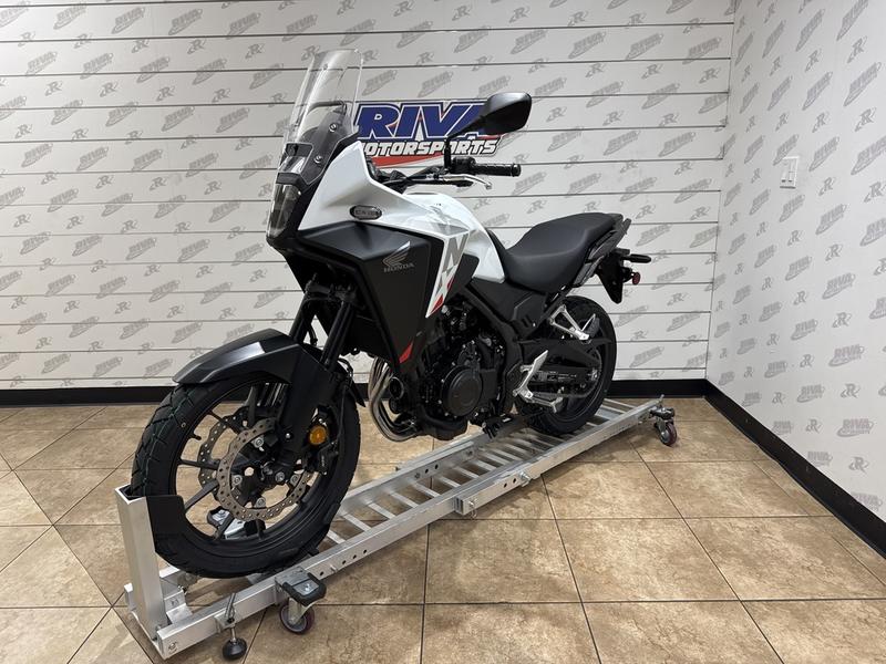 1E28E2B6-B612-401F-AEF7-C94A4ABC2E8D