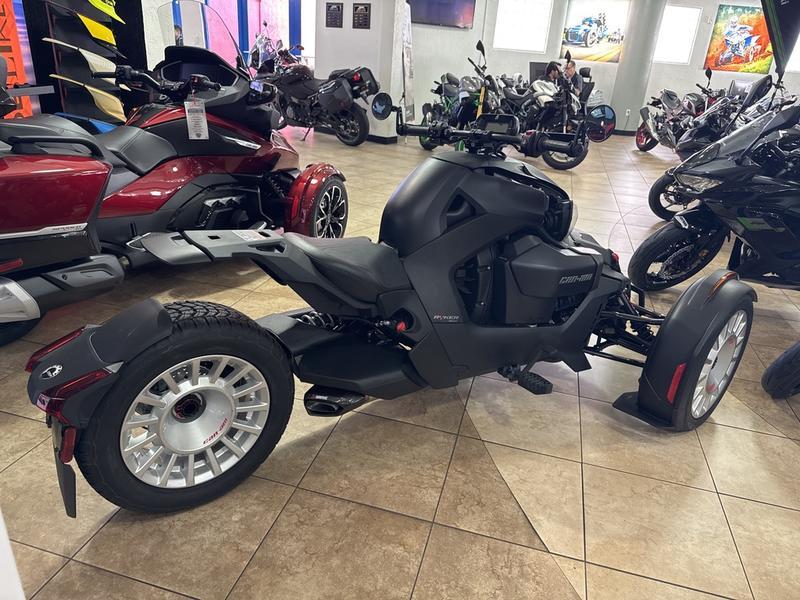 1F53F837-05F0-4C1B-8811-2009C63FAFAB