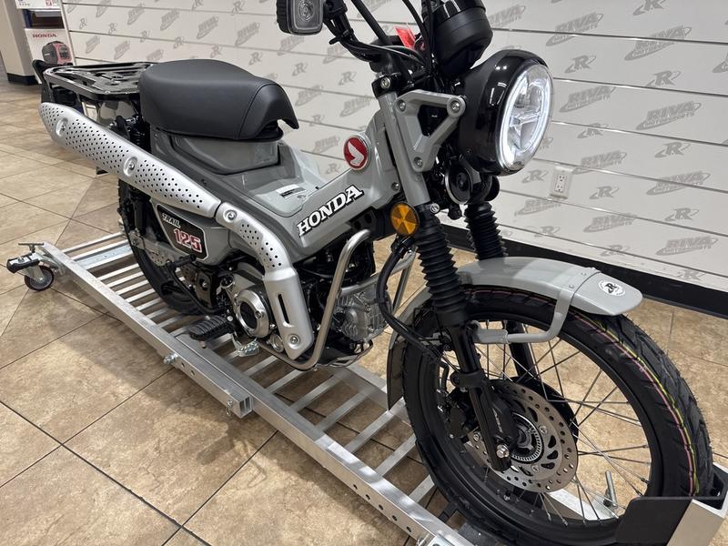 20CC8F39-2883-402F-BB6B-DBA771F01FCC