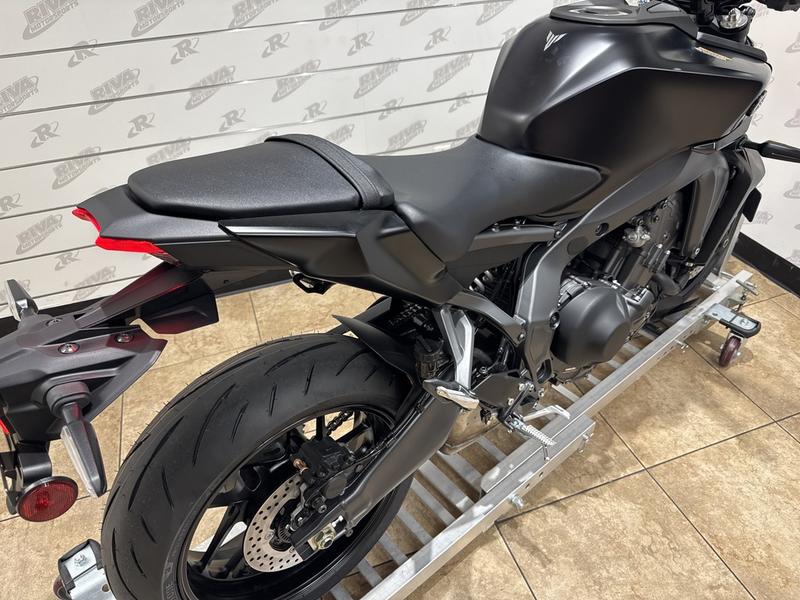 22CDFE75-4E31-4C51-AAAE-8AC94CF63C0E