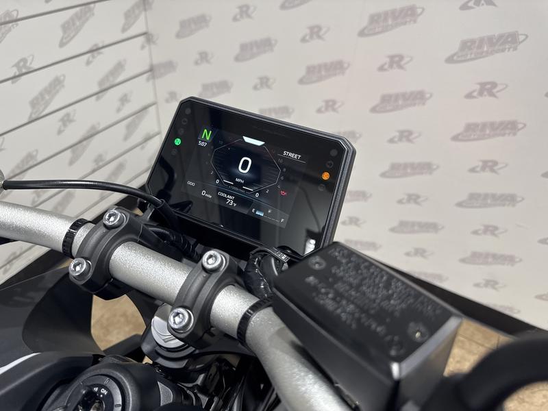 23603615-41C2-49EA-BA32-755FC9F870EA