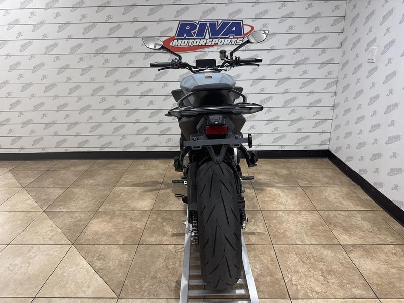 24DD9FE8-8C89-4970-9D85-AF4622ACCC68