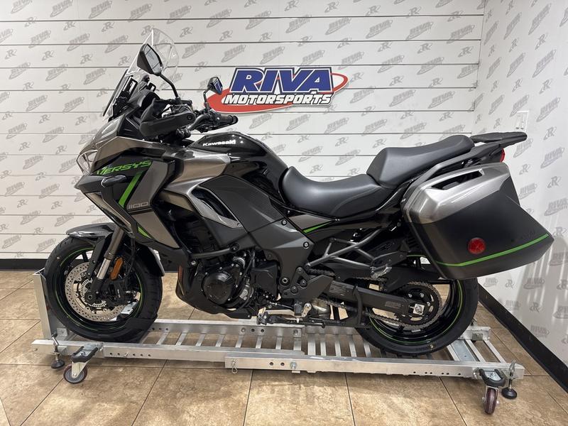 280E47DF-6283-465A-AFA1-C5B4E80C9340