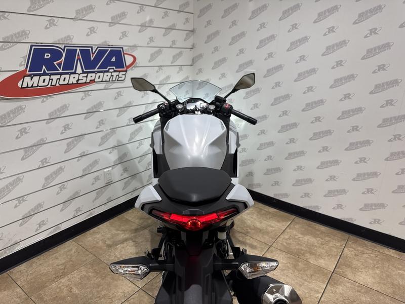 29167889-FC63-4C30-A9A8-4CDC4C1C8664