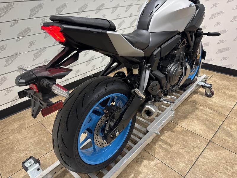 2B8539D5-5065-4F14-94E9-3936D2BD4BE9