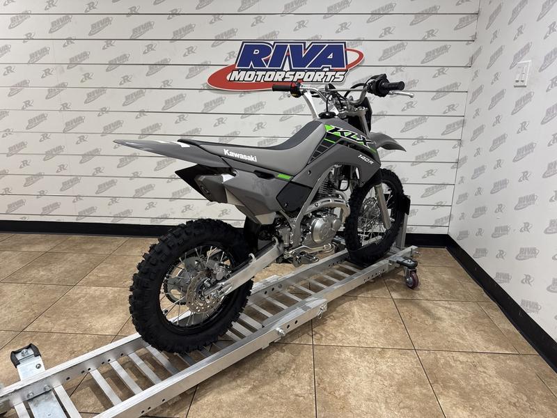 2C5EC03F-31C8-459D-BDEF-8350DBDE515E