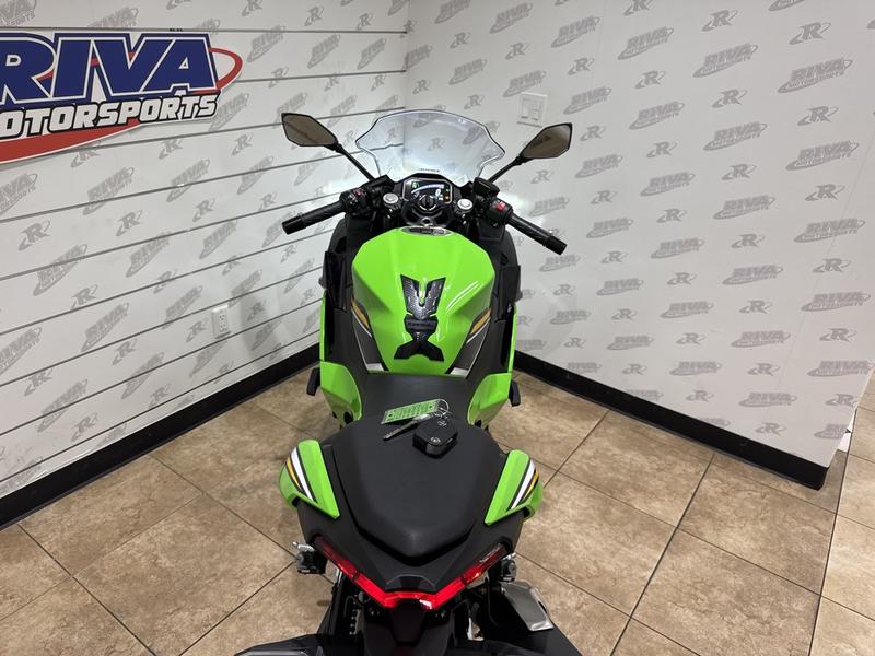 2ED79819-07BC-4F84-8123-7C7012599CD4