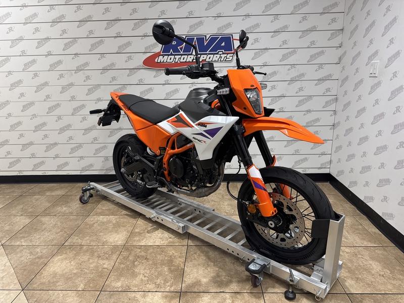 365F393D-016F-43CC-A1F7-95EC35A1DCE1