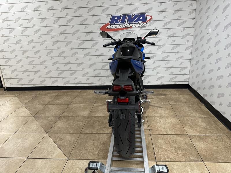 39372CED-4180-4E11-9EAB-FA0C13BAA480