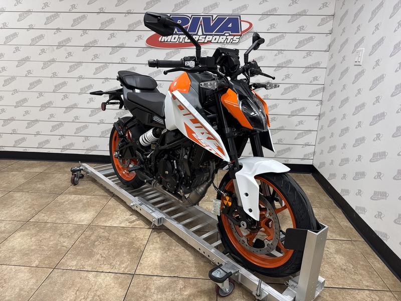 395B8D43-5B66-4124-B724-4A1ABCA4407E