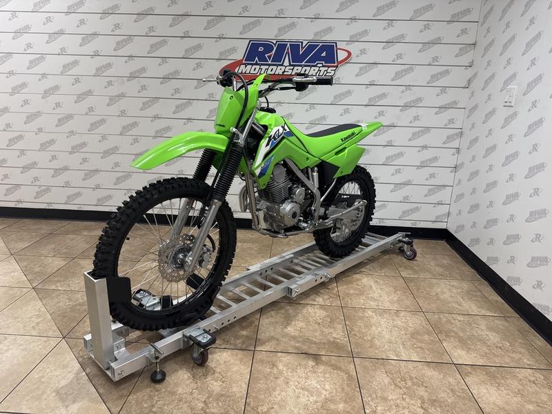 3B4D862E-FE05-4518-A603-03478AD57706