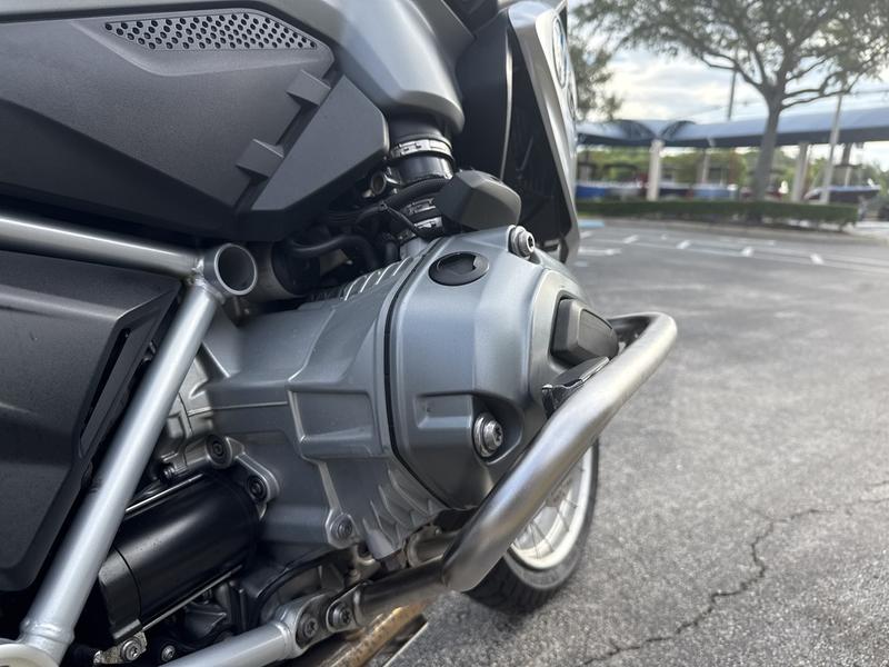 40B3AE4B-7CD0-44E4-ABB1-900BDD5178C7