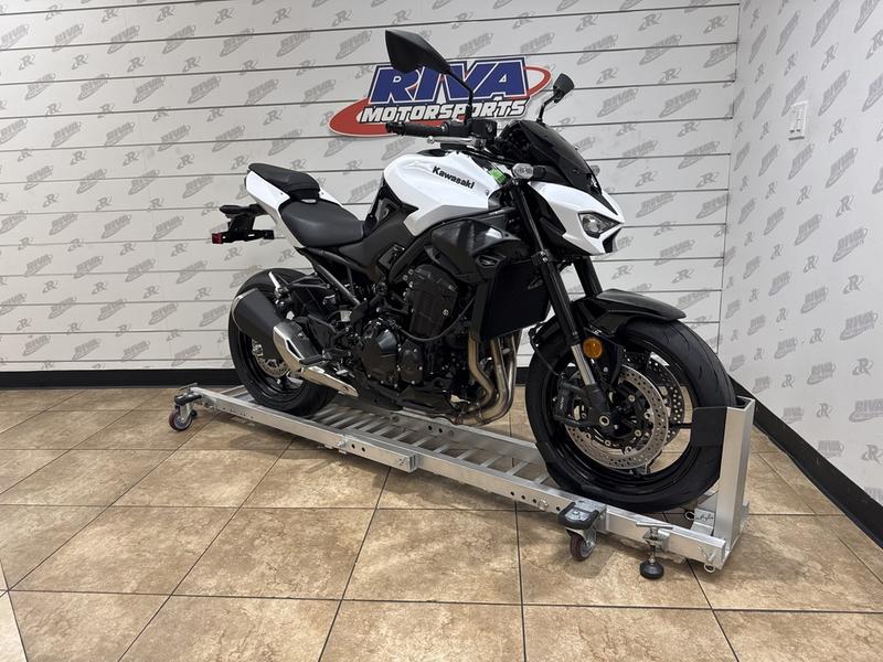 4241AE8B-E864-49A5-96F0-56ADE3070A33