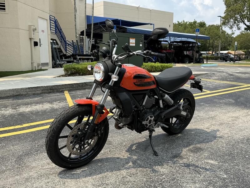 4C6F452B-8C5F-4B1F-95B3-624E11477927