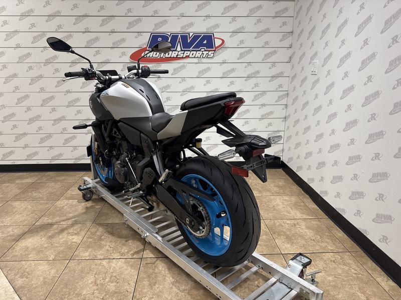 4D29246A-4E9B-4D7A-AFAA-2856E1A87F77