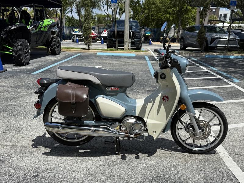 4D357D31-6B4A-4F8F-8300-852B6E5A1E09