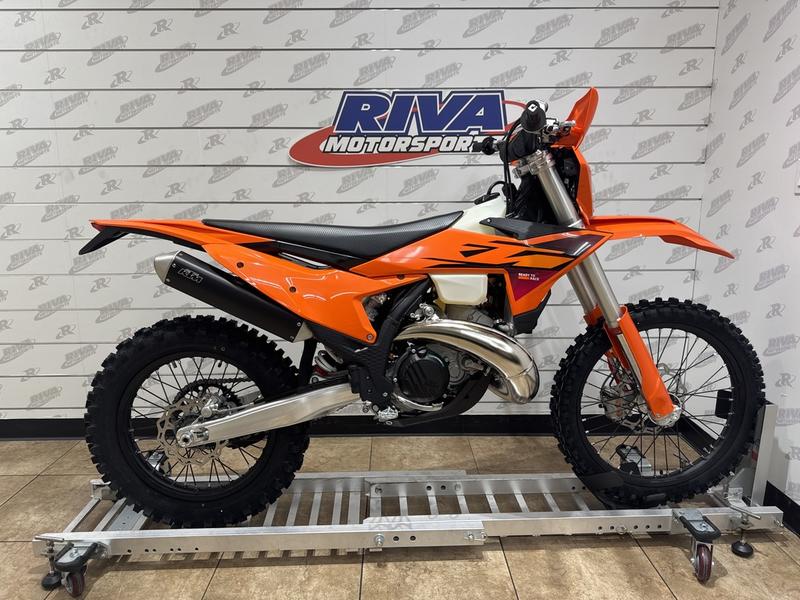 4DA22CD9-5252-444C-9692-7F618CAD9D2A