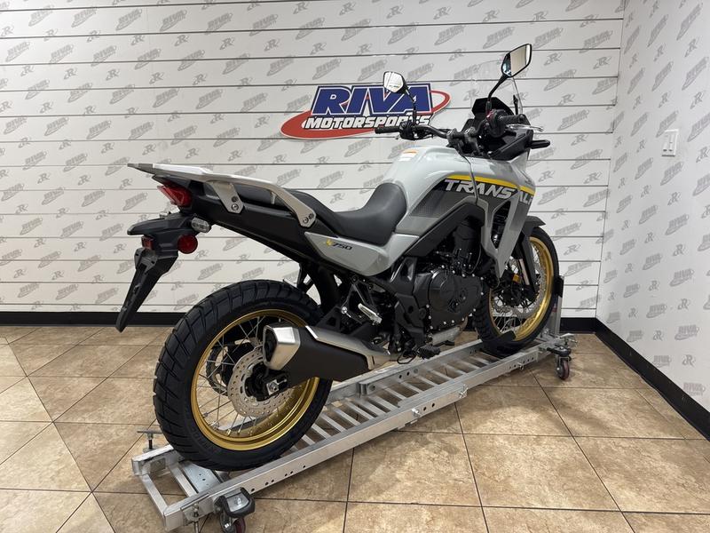 50400AC2-A57E-4F8E-BD6E-24D12A6AB510