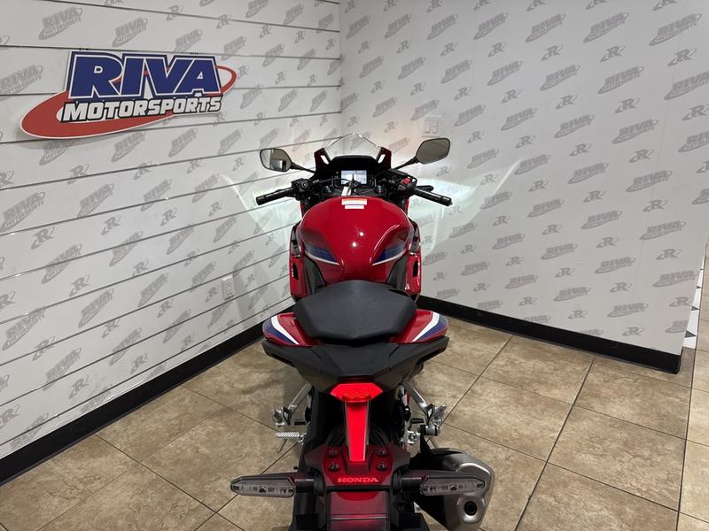 5449822D-5D94-442F-AC87-FA8DCD172A97