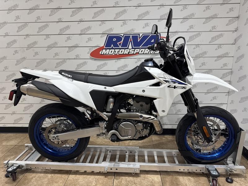 59B738C0-761D-4057-9590-94FF0B952036