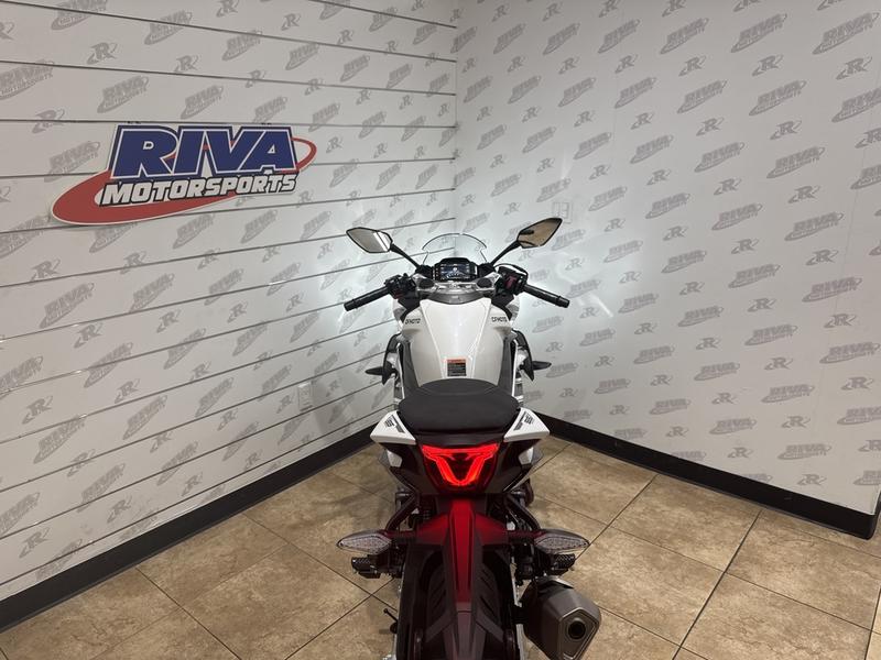 5C18F74D-6AA3-4EA1-B865-0D928DEA18B8