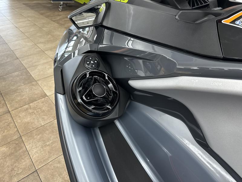 5D68026E-FA63-4A6D-9961-561833F0F855