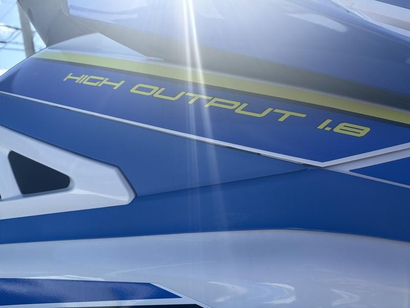 5F8F40E2-E62F-4F01-8E28-B0B45A1C5B64