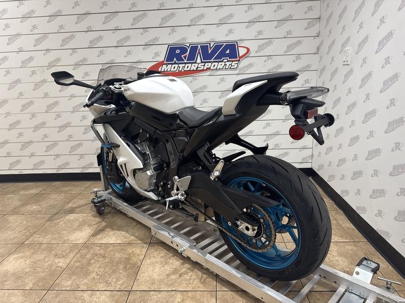 60EABB11-BA5C-4425-B87D-E92ACFFC8BE2