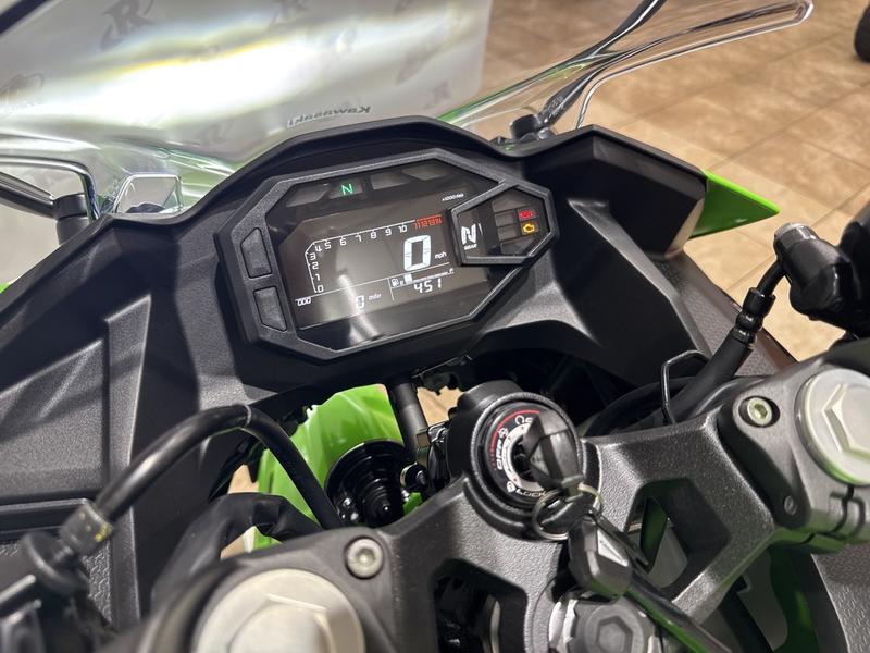 60FFDA22-1527-4CA2-8CA7-A0CC65B4B02F