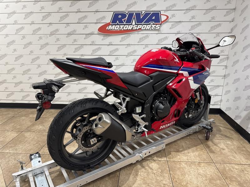 63E03C76-CE9A-4E5E-9D49-FA81D95158E7