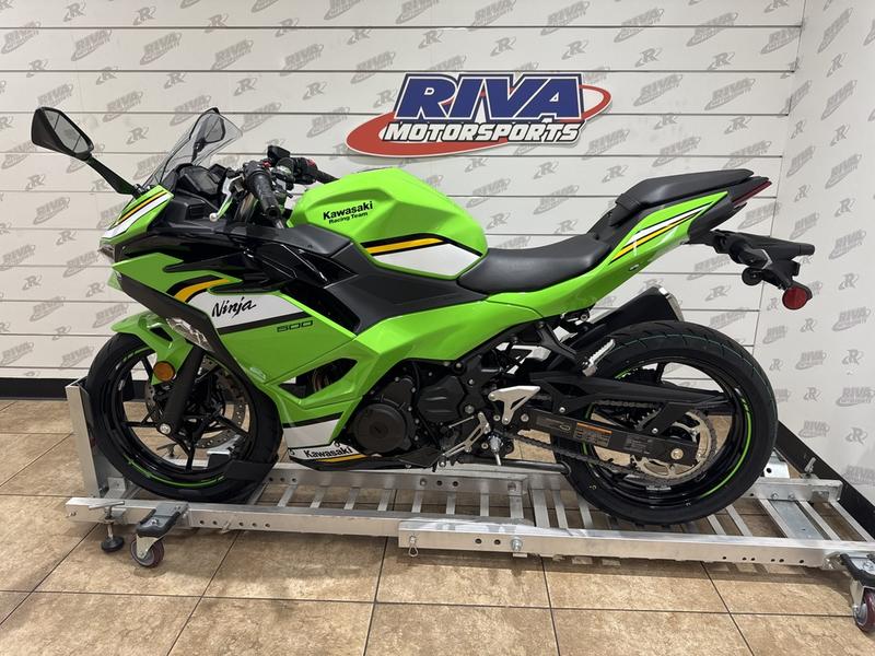 64CE6345-C3F9-4700-BFEC-11F34B0C9E59