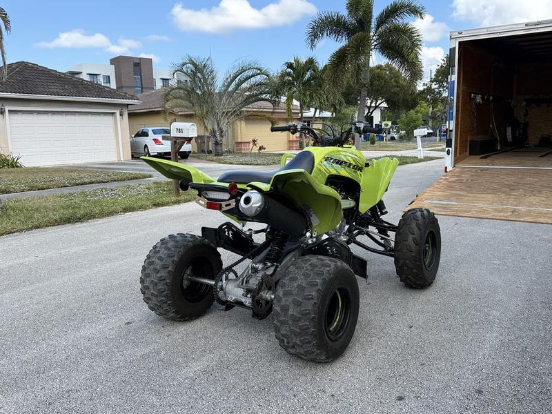 64D23A27-CEB4-4A00-BCF9-42E80FD600ED