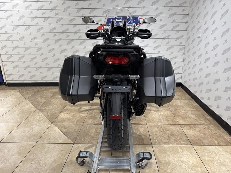 66947E4D-75AB-4717-BCAF-FEAE4A342DBC