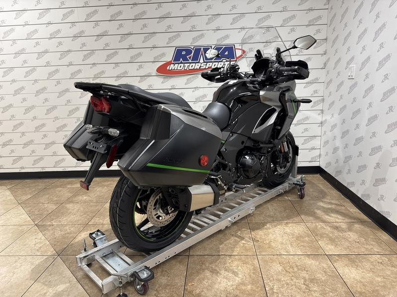 67D10624-31A0-4427-80B5-F99AEC9F666F