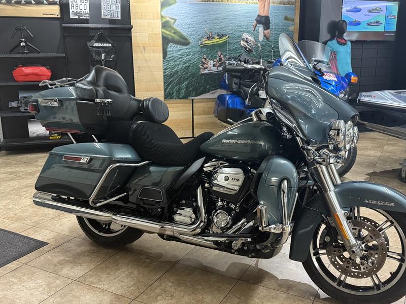 695727E1-D95C-4931-B73B-7738BC31688E