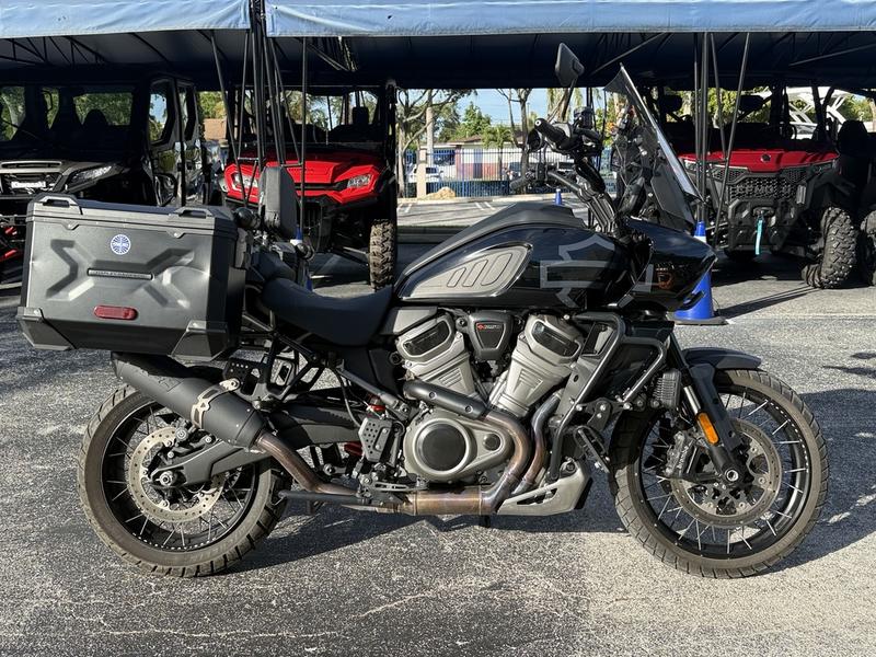 6A38CDA1-53A0-42BD-9BFC-49A789004954