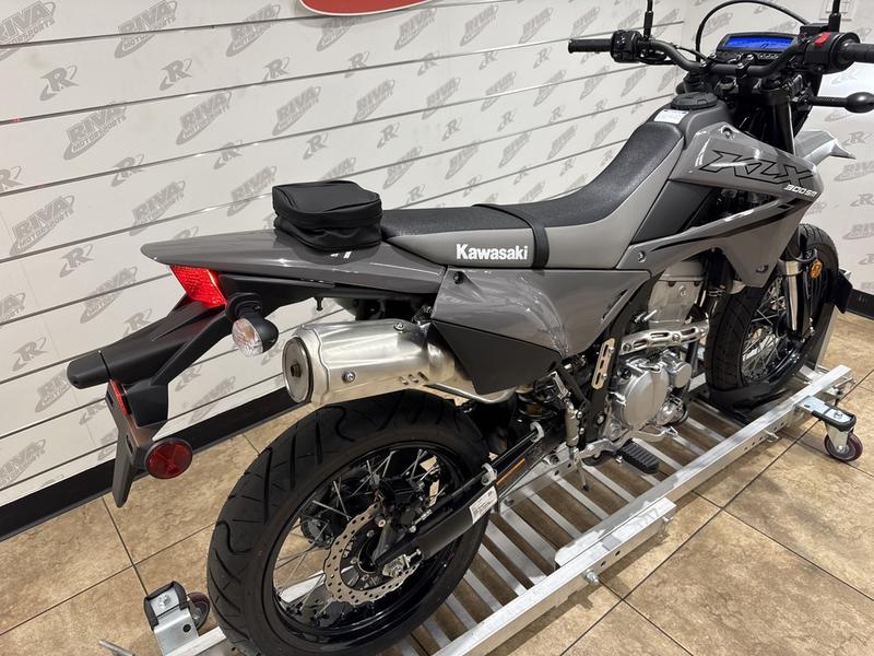 6EEBF96D-6B87-455D-82C8-4F10333D4946