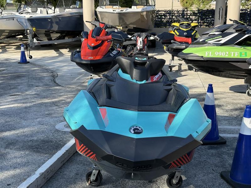 735294E8-CA2B-4329-A596-1038364FC1E7