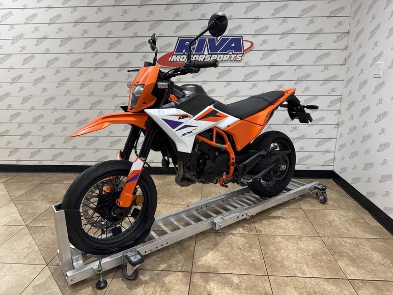 753FD7DD-5FE6-451C-A1B2-CC6997D393EB